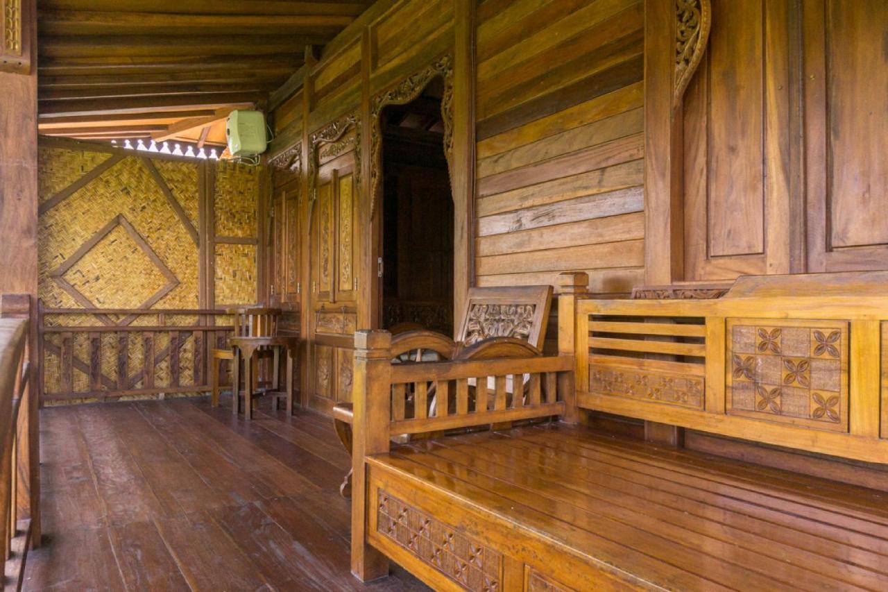 Отель Reddoorz @ Tambolaka Sumba Lokokaki Экстерьер фото