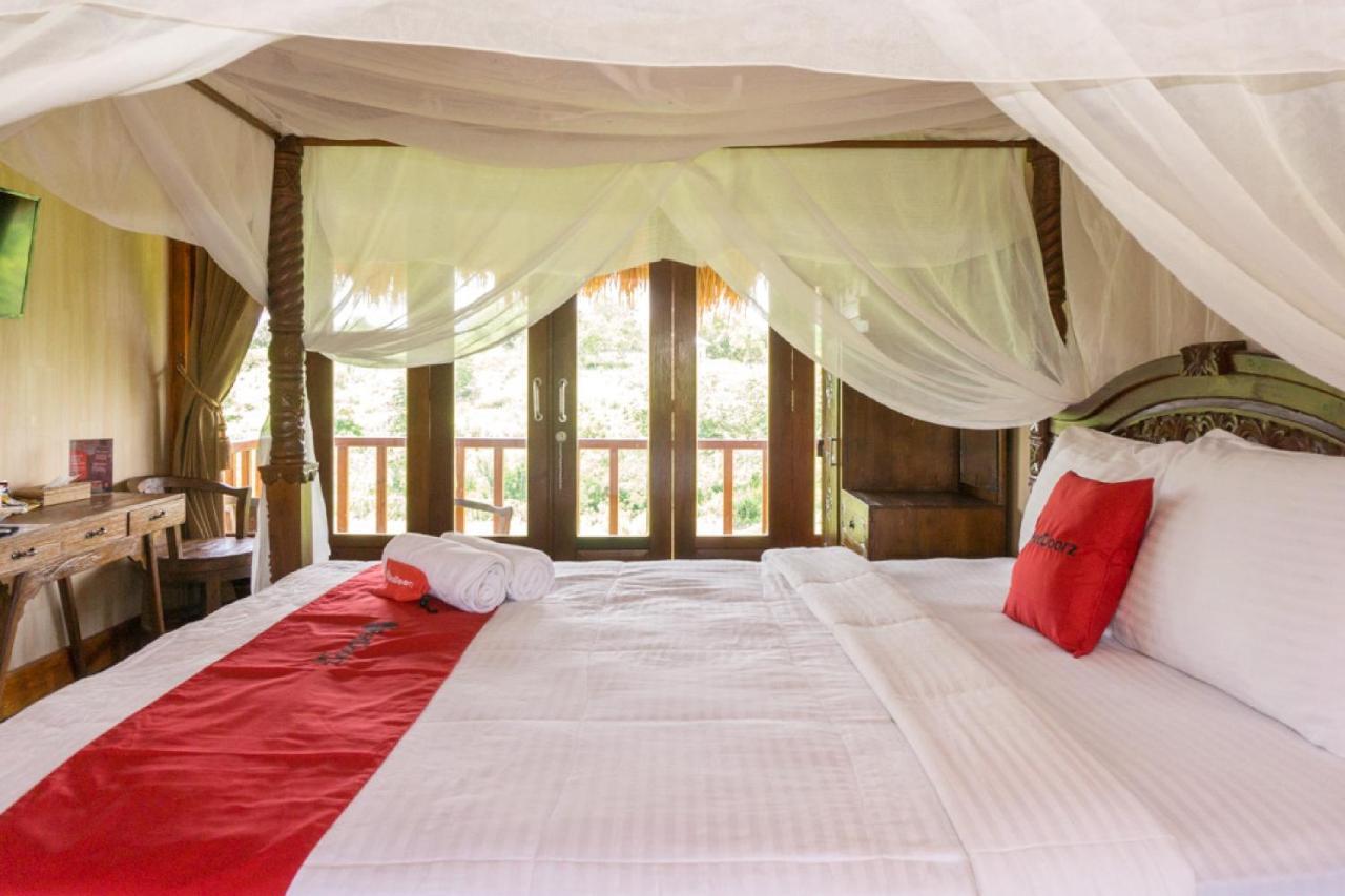 Отель Reddoorz @ Tambolaka Sumba Lokokaki Экстерьер фото