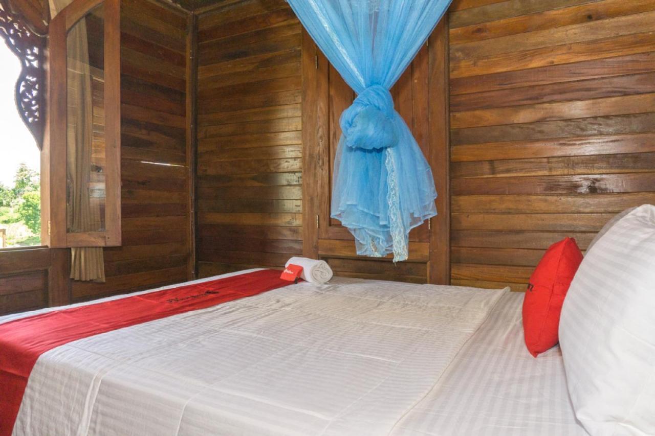 Отель Reddoorz @ Tambolaka Sumba Lokokaki Экстерьер фото