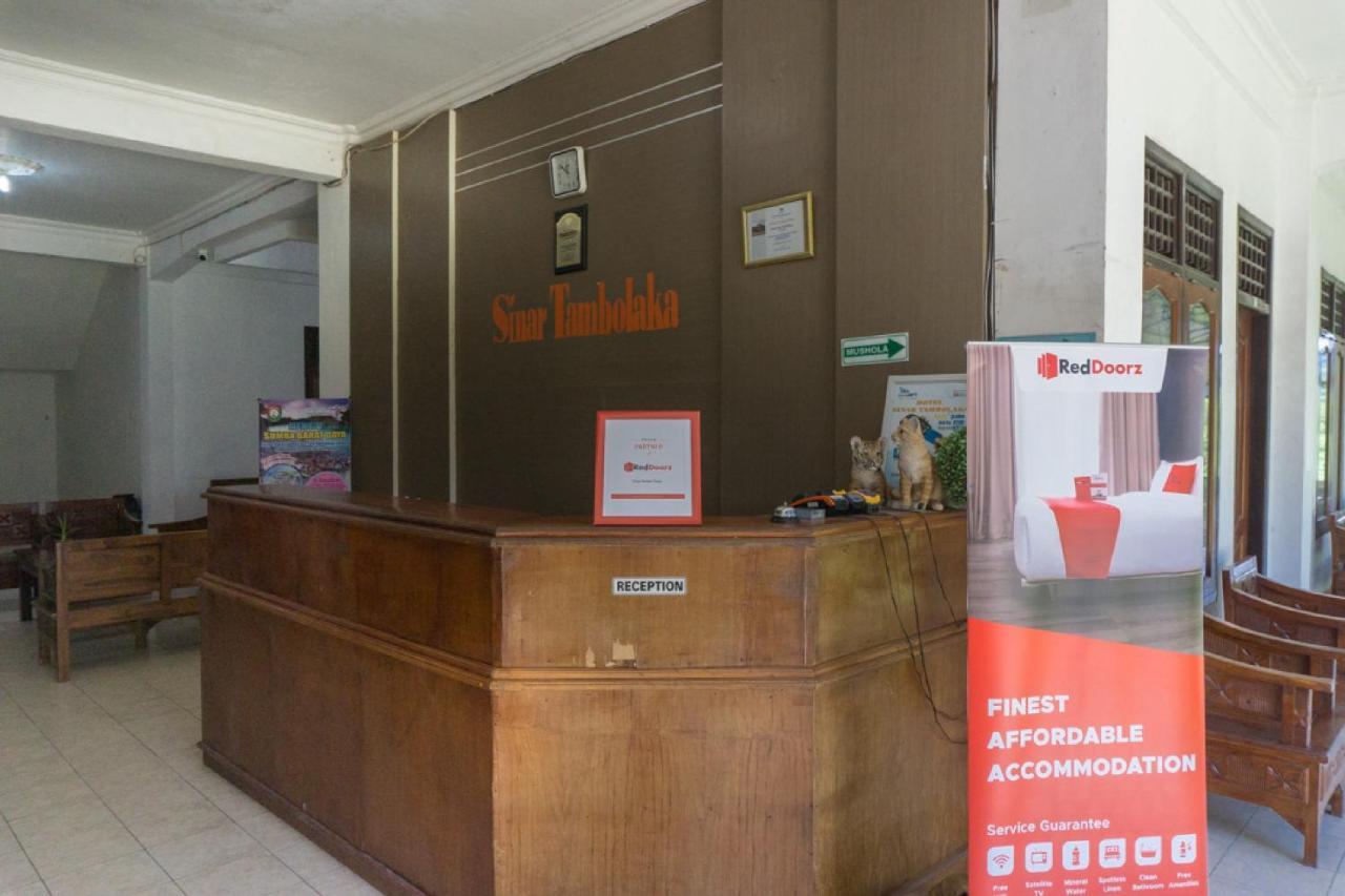 Отель Reddoorz @ Tambolaka Sumba Lokokaki Экстерьер фото